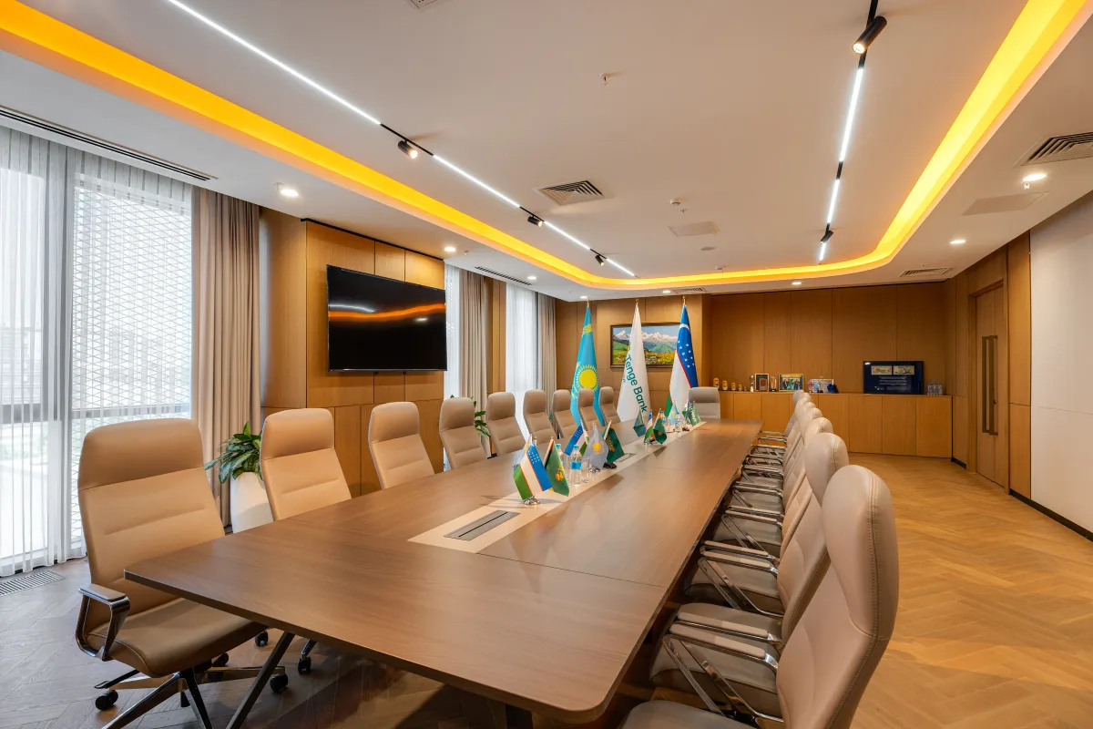 Tenge Bank · 05