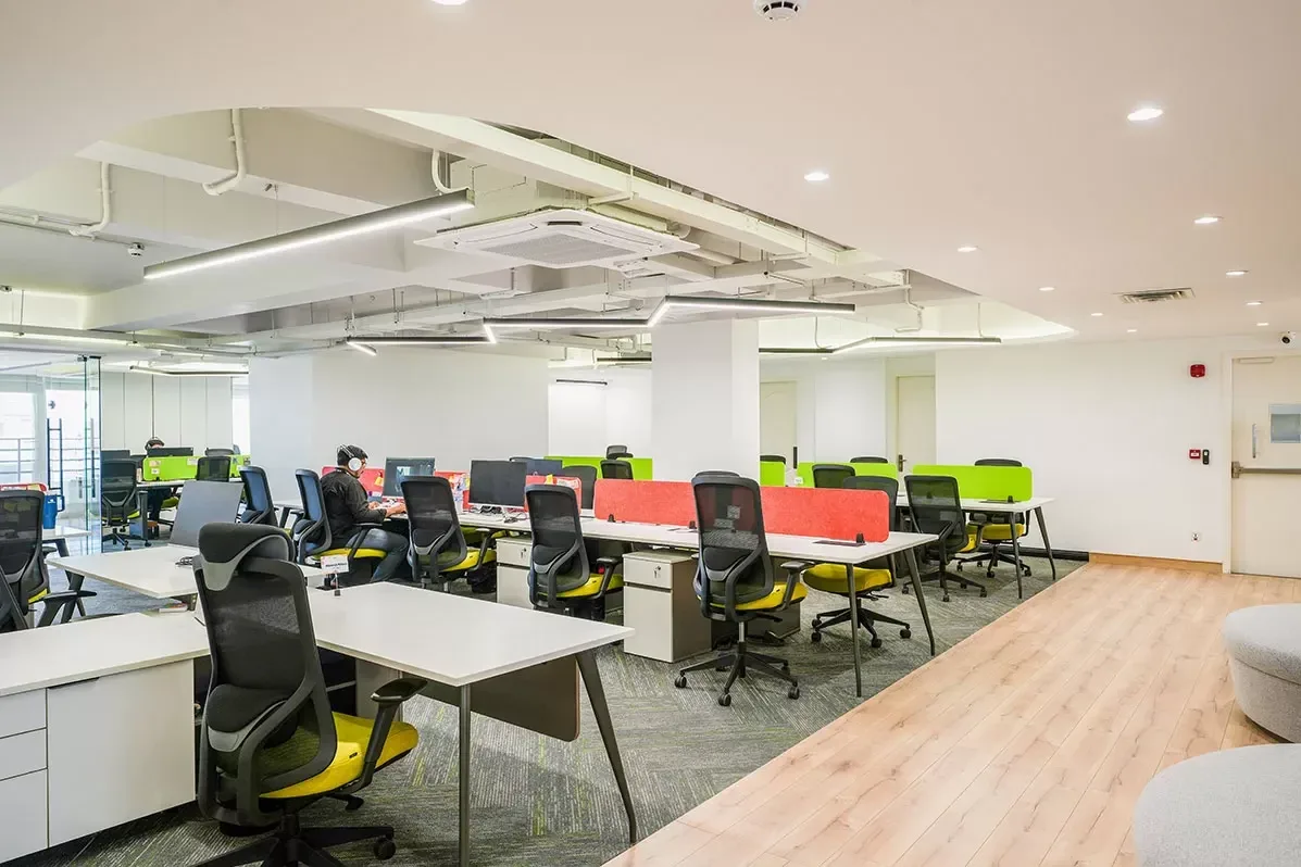 SIAR DIGITAL-MEDIA HOUSE · 02